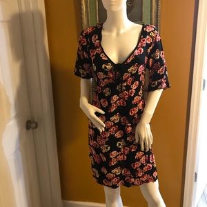 Flower pattern dress